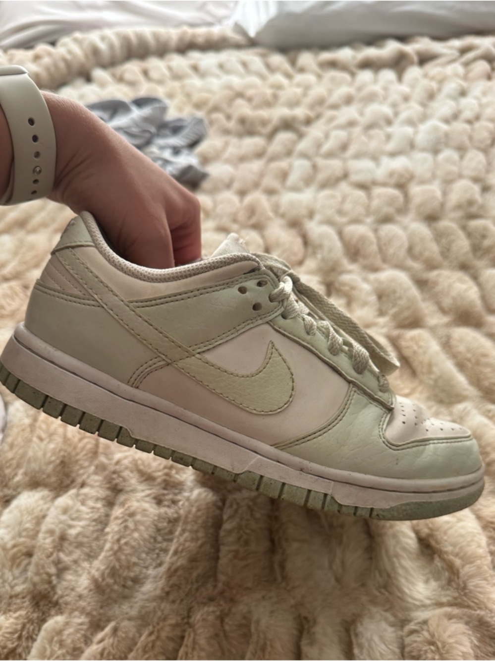 JORDAN LOWS MINT GREEN